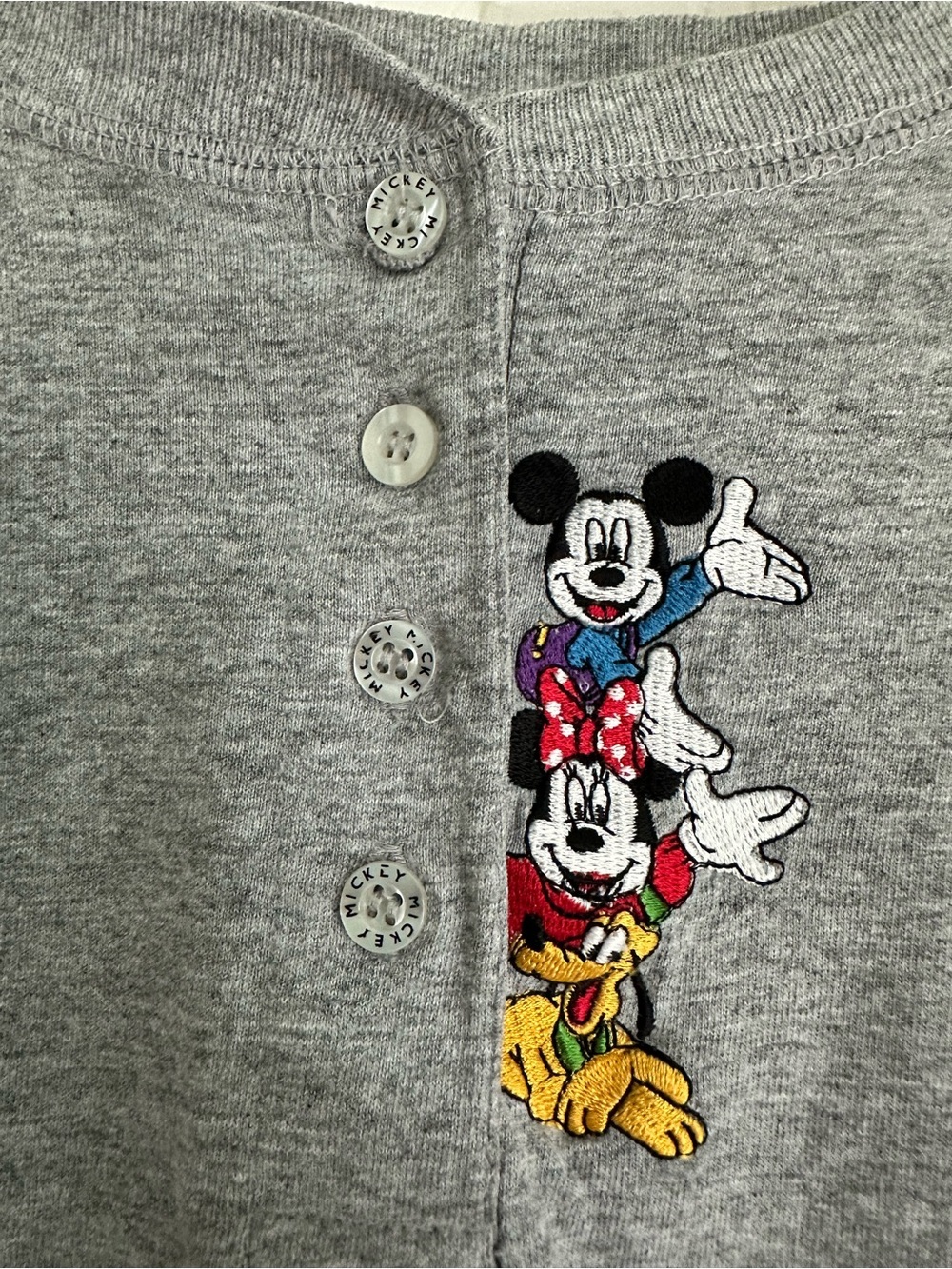 Vtg 80s Mickey Unlimited Gray Henley Embroidered Disney Minnie Pluto size 2X - Picture 2 of 7